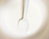 牛乳で作る簡単ホイップクリーム!材料3つ作り方4写真
