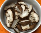 牡蠣と生椎茸の香味豆板醤炒め♪作り方3写真