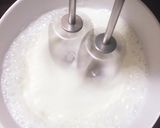牛乳で作る簡単ホイップクリーム!材料3つ作り方8写真