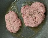 大きな口でかぶりつけ!絶品チーズバーガー作り方11写真