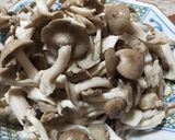 シャカシメジと里芋の味噌汁作り方2写真