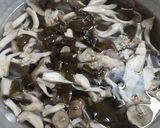 シャカシメジと里芋の味噌汁作り方3写真