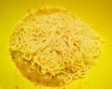 ちぎりソーセージの塩ラーメンカルボナーラ作り方8写真
