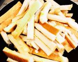 余った食パンみみで3時のおやつ♡作り方1写真
