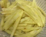 じゃがいもと鶏肉の照りマヨ炒め作り方2写真