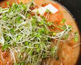 キムチ鍋の素●豆腐＆スプラウトのスープ作り方1写真