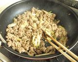 フライパンで！白菜とそぼろの和風パスタ作り方3写真