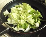 フライパンで！白菜とそぼろの和風パスタ作り方5写真