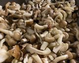 きのことアーモンドのブルスケッタ作り方2写真