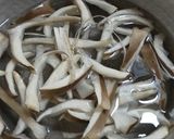 ハタケシメジ、柿の実、白菜の味噌汁作り方2写真