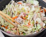 パリパリ食感が楽しい!長崎皿うどん作り方5写真