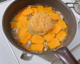 金瓜炒米粉(かぼちゃの焼ビーフン)作り方6写真