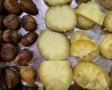 秋の味覚♪焼き芋と甘栗のいがぐりコロッケ作り方2写真