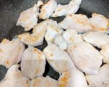 里いもと鶏むね肉の煮物作り方4写真