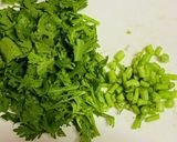 ごま油で菊菜（春菊）の炒飯作り方1写真