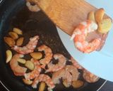 にんにくとエビのアヒージョパスタ作り方2写真
