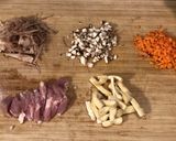 ダッチオーブンで簡単お手軽◎鶏五目御飯作り方5写真