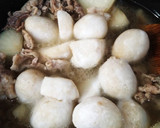 豚バラ肉と大根と冷凍里芋の煮物作り方7写真