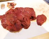 鶏レバーの赤ワイン煮　粒マスタードソース作り方1写真