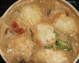 豆乳味噌トマトベースの鶏団子洋風鍋作り方2写真