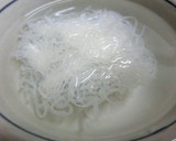 こりこりクラゲ!?　冷凍しらたきの酢の物作り方1写真