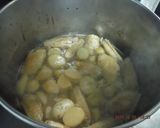 相性バツグン！手羽先と里芋の煮つけ作り方7写真