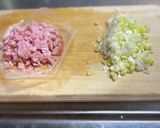 シンプルすぎる！ハムと卵、ねぎだけ炒飯作り方3写真
