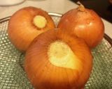 玉ねぎの皮ごとダシスープ作り方1写真
