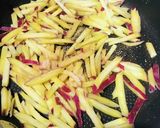 ☆簡単副菜さつまいものバター炒め☆作り方4写真