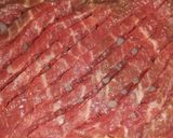 安い牛肉も柔らかく♪ダイヤモンドカット作り方3写真