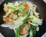 揚げ鶏と野菜のピリ辛ケチャマヨ炒め作り方5写真