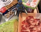 キャベツと豚肉のお味噌汁作り方1写真