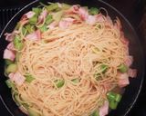 簡単☆セロリとベーコンのスープパスタ作り方3写真