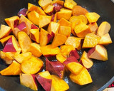 ほくほく甘いさつまいもの炒め煮作り方1写真