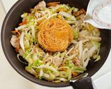 生姜と冬野菜のお酢でさっぱり焼ビーフン作り方5写真