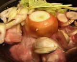 手羽元と香味野菜のスープ作り方1写真