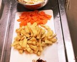 レンコン人参油揚げのピリ辛炒め作り方1写真