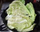 スキレットで作る焼き鳥缶キャベツ焼き作り方2写真