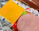 具だけピザ☆ハムのチーズ焼き♪作り方1写真