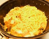 キャンプで肉味噌麻婆鍋&ラーメン　作り方4写真