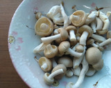 とろとろそぼろ丼♪しめじたっぷり香る♪作り方1写真