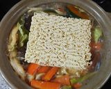 サッポロ一番どなべぐつぐつ味噌ラーメン作り方5写真