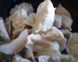 フライパンで簡単!パリサクッ揚げ焼き餃子作り方3写真