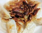 フライパンで簡単!パリサクッ揚げ焼き餃子作り方15写真