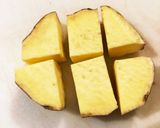 サツマイモとリンゴの白ワイン煮作り方1写真