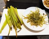 ごぼうとふきと豚肉の煮物作り方6写真