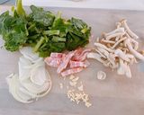★小松菜とベーコンしめじの和風パスタ★作り方1写真