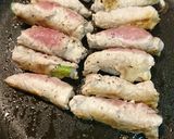 豚とブロッコリー芯のマヨチーズ焼き作り方3写真