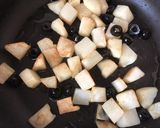じゃがいも＊オリーブ＊パクチー炒め作り方3写真