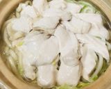 鍋の素●鶏肉とうどんたっぷりの白菜寄せ鍋作り方3写真